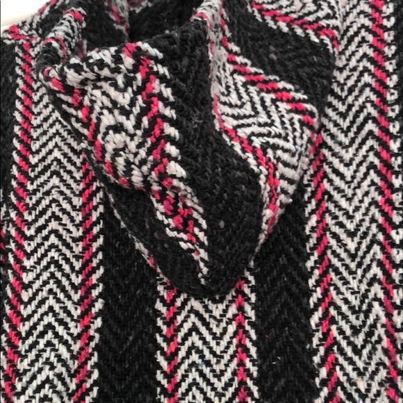 PRICE DROP 💗 Baja Joe thick cloth striped hoodie - Picture 7 of 8